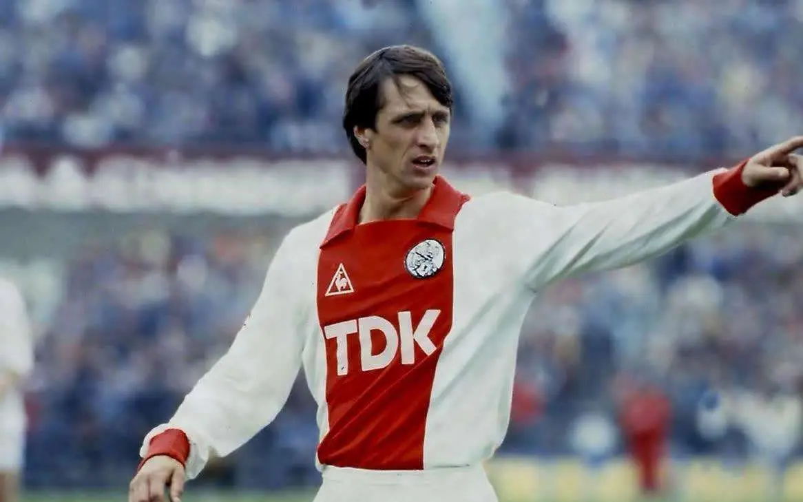 lol竞猜-包含冲刺阶段体能课后，阿贾克斯官宣签约备战西甲，底气十足，资深球员宣示担当的词条