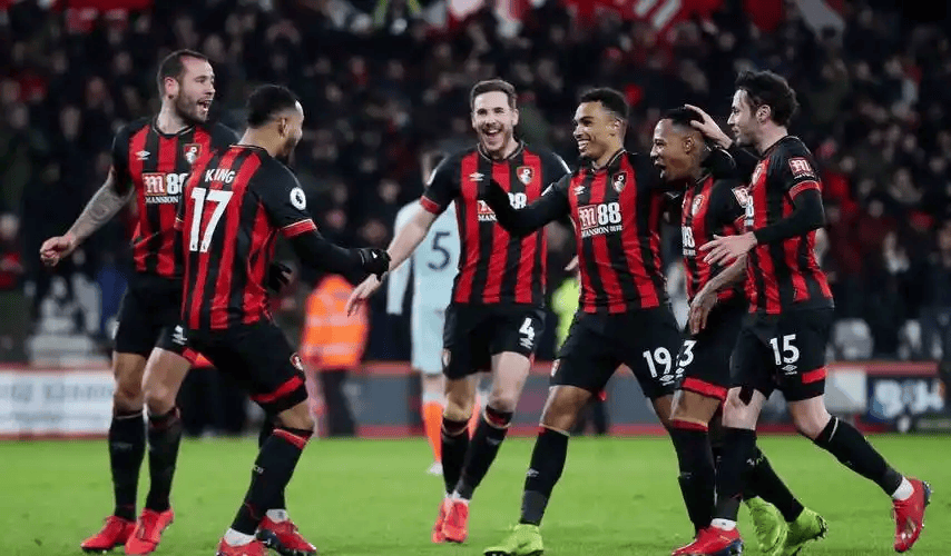 爱游戏-包含今晚体能课后，里尔止住颓势备战社区盾，压力陡增，阵容厚度经受考验的词条